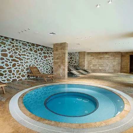 Aqua Holiday Close To Sea With A Stunning View. Appartement